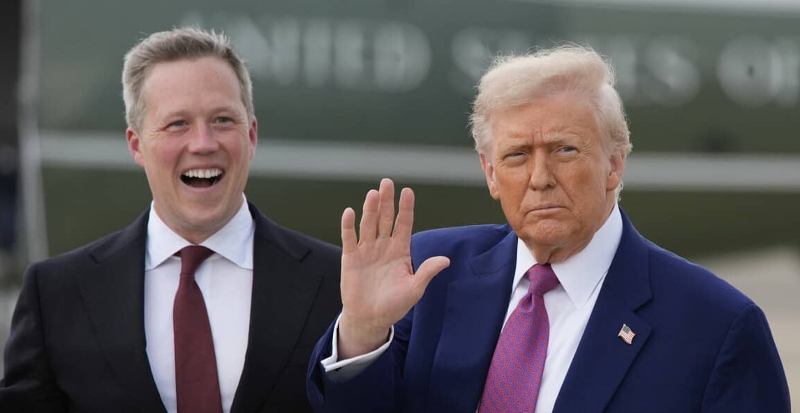 Голова Пентагону накричав на міністра армії США: ворожнеча загострилася після питання України